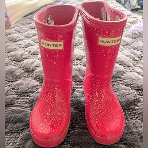 Hunter Girls Original First Classic Glitter Rain Boot in Pink Size 7